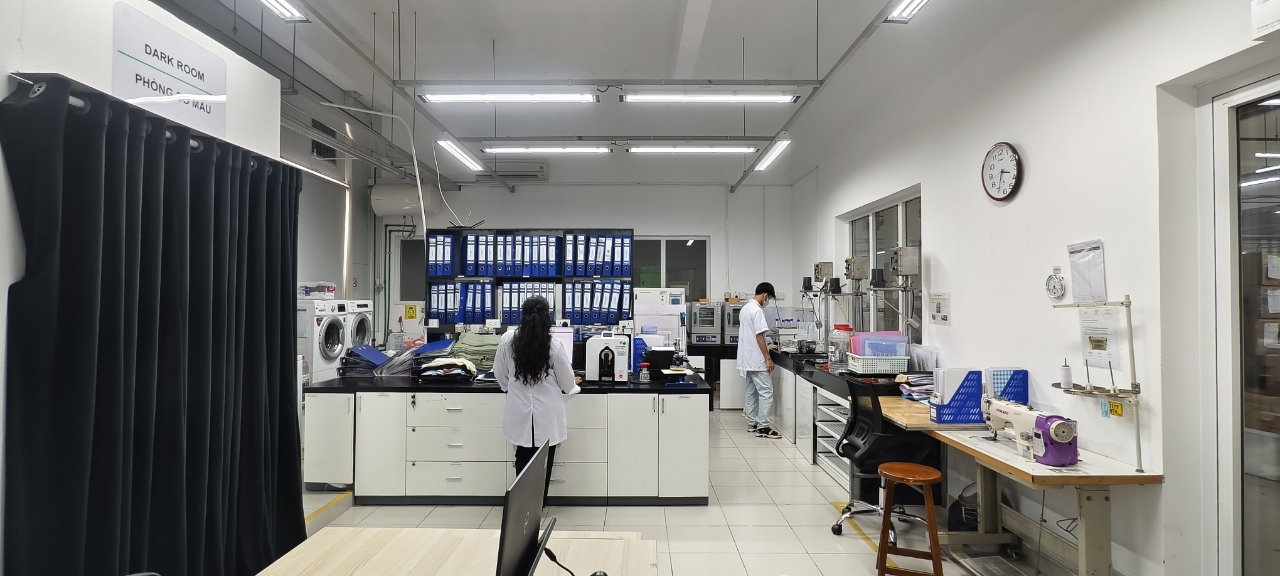 Internal LAB — dark room, color fastness & tensile testing